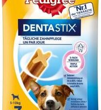 Pedigree Denta Stix každodenní péče o zuby - Medium, 7 ks. - pro středně velké psy (10-25 kg)