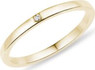 Zlatý snubní prsten s diamantem KLENOTA