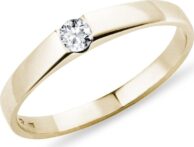 Zlatý zásnubní prsten s diamantem KLENOTA