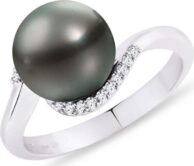 Zlatý prsten s tahitskou perlou a diamanty KLENOTA
