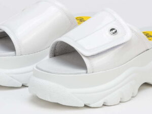 Buffalo Classic Slide white EUR 40