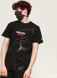 New Era NBA Big Logo Tee Chicago Bulls černé XL