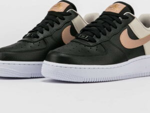 Nike WMNS Air Force 1 '07 black / mtlc red bronze EUR 42
